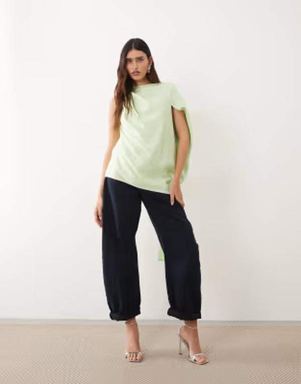 アレンジ レディース トップス シャツ オープンバック ドレープ ARRANGE drape open back top in soft lime Soft lime ライム