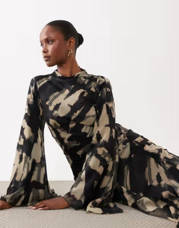 エイソス レディース トップス ワンピース ハイネック プリント フリル マキシ ASOS DESIGN long sleeve high neck maxi dress with ruffle godets and flute sleeves in mono abstract print Mono abstract