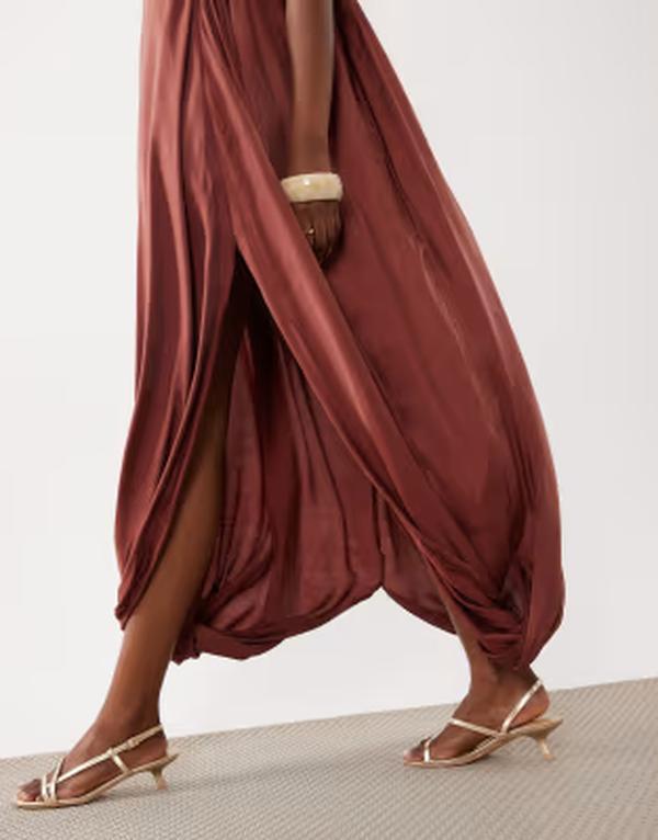 エイソス レディース トップス ワンピース マキシ ASOS DESIGN modal bubble bandeau maxi dress in rust ラスト re-vida-24934401 ReVida 楽天市場店 サンプル画像3