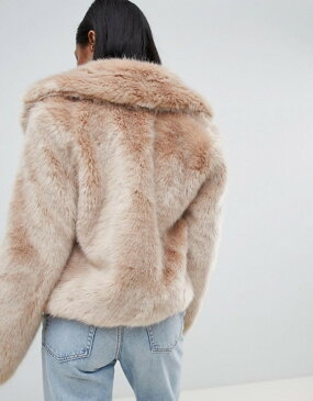 ベルシュカ レディース ジャケット・ブルゾン アウター Bershka faux fur short jacket in camel Beige