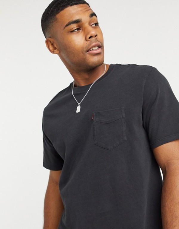 リーバイス メンズ シャツ トップス Levi's Sunset Pocket '20 slub t-shirt in black Black