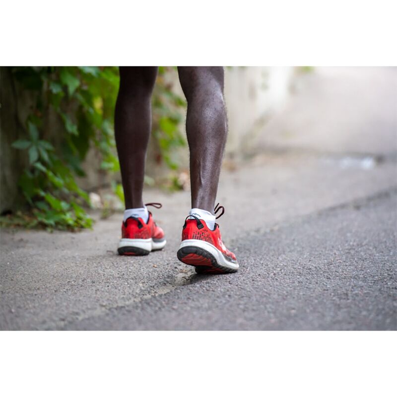 男襪 - ダーンタフ メンズ アンダーウェア 靴下 Darn Tough Runo-Show Tab Ultra-Lightweight Cushion Sock White ホワイト
