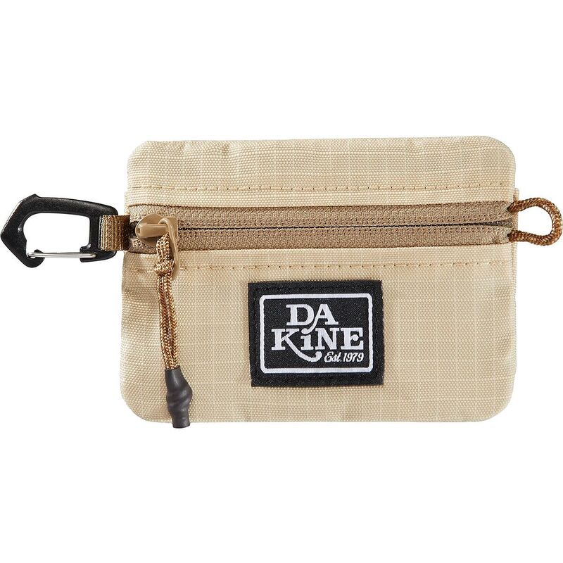 ■ブランド DAKINE (ダカイン)■商品名 Jude Card Wallet■商品は海外よりお取り寄せの商品となりますので、お届けまで10日-3週間前後お時間頂いております。 ■ブランド・商品・デザインによって大きな差異がある場合があります。 ■あくまで平均的なサイズ表ですので「目安」として参考にしてください。 ■お届けの商品は1枚目のお写真となります。色展開がある場合、2枚目以降は参考画像となる場合がございます。 ■只今、一部を除くすべて商品につきまして、期間限定で送料無料となります。 ■スマートフォンで商品を見ているお客様につきまして、商品ページに御座います「かごに追加」のボタンを押して頂きますと、お取り寄せが可能なサイズが選択できます。 ※沖縄・離島・一部地域は追加送料(3,300円)が掛かります。