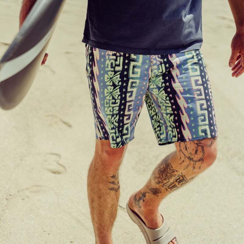 【送料無料】 ビラボン メンズ ハーフパンツ・ショーツ 水着 Sundays Pro Short - Men's Blue Haze