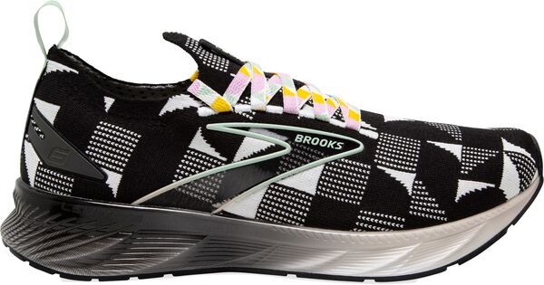 【送料無料】 ブルックス レディース スニーカー ランニングシューズ シューズ Brooks Women's Levitate StealthFit 6 Running Shoes Black/White/Green