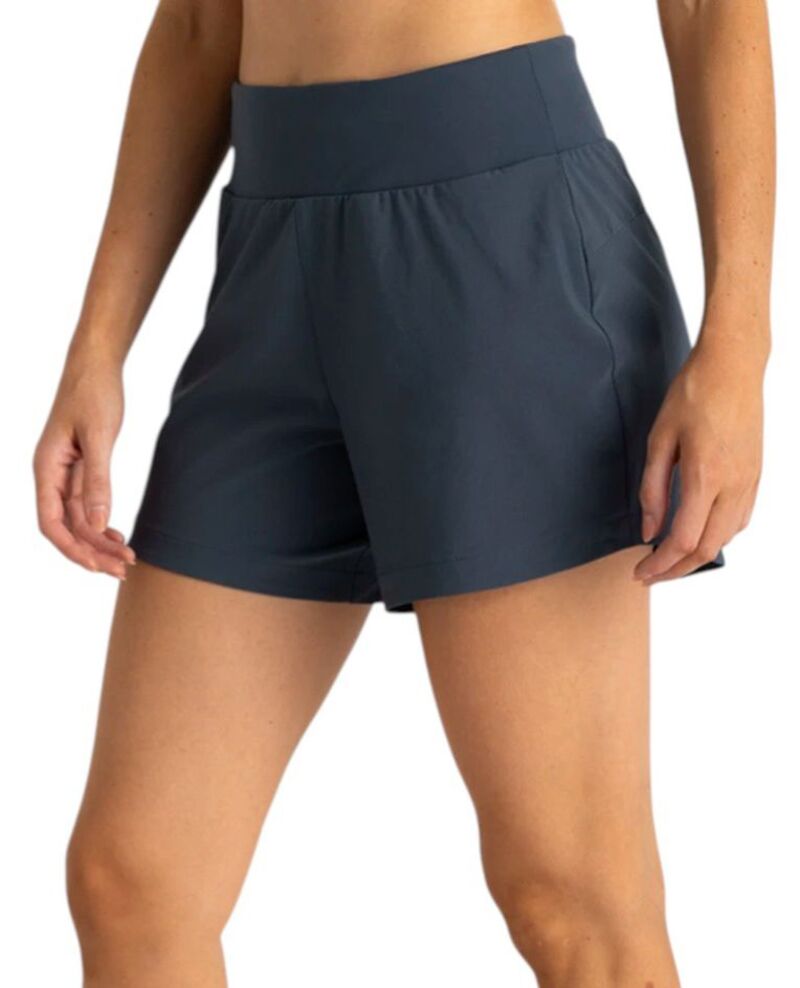 フリー フライ レディース ボトムス ハーフパンツ・ショーツ ショートパンツ Free Fly Women's Bamboo-Lined Active Breeze 5 ” Shortstorm Cloud