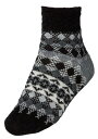 【送料無料】 ノースイースト レディース 靴下 アンダーウェア Northeast Outfitters Women's Cozy Cabin Birdseye Diamonds Socks Black