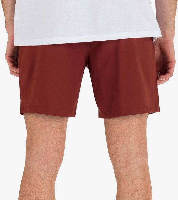 【送料無料】 ハーレー メンズ ハーフパンツ・ショーツ 水着 Hurley Men's Explore Dri Trek II 17.5" Short Cherokee
