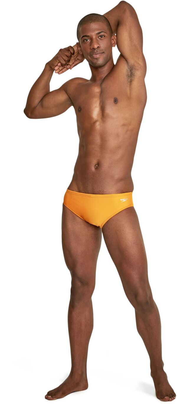 【送料無料】 スピード メンズ ハーフパンツ・ショーツ 水着 Speedo Men's Solid One Swim Briefs Radiant Yellow