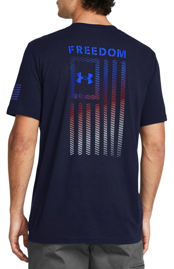 【送料無料】 アンダーアーマー メンズ Tシャツ トップス Under Armour Men 039 s Freedom Flag Gradient T-Shirt Midnight Navy/Team Royal