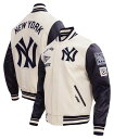 【送料無料】 プロスタンダード メンズ ジャケット・ブルゾン アウター Pro Standard Men's New York Yankees Wool Varsity Jacket Cream