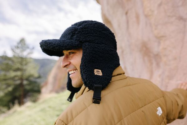 【送料無料】 タートルファー メンズ 帽子 アクセサリー Turtle Fur Women's Comfort Lush Backcountry Trapper Hat Black