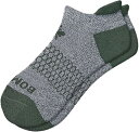 【送料無料】 ボンバス メンズ 靴下 アンダーウェア Bombas Adult Original Ankle Socks Midnight Olive