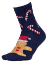 【送料無料】 ノースイースト メンズ 靴下 アンダーウェア Northeast Outfitters Cozy Cabin Men's Festive Toe Icon Socks Navy Gingerbread