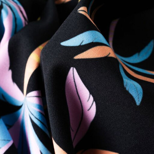 【送料無料】 チャビーズ メンズ ハーフパンツ・ショーツ 水着 chubbies Men's Classic Lined 5.5" Swim Trunks Black Light Nights