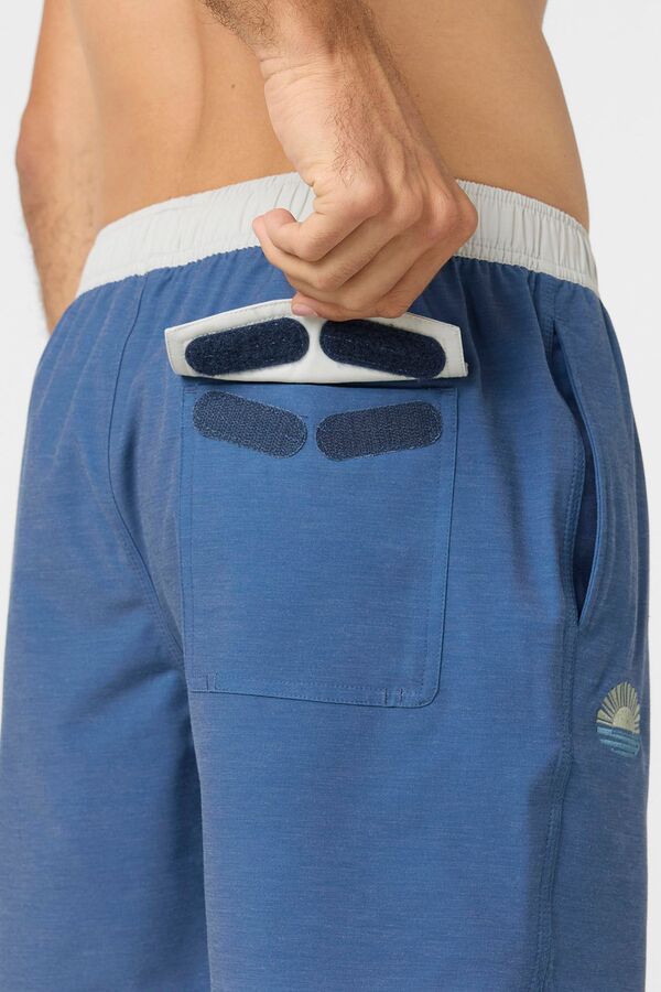 【送料無料】 オニール メンズ ハーフパンツ・ショーツ 水着 O'Neill Men's OG 16" Solid Scallop Volley Shorts Vintage Indigo