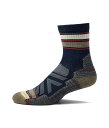 【送料無料】 スマートウール メンズ 靴下 アンダーウェア Performance Hike Light Cushion Striped Mid Crew De...