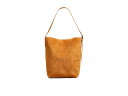 yz ChEF fB[X nhobO obO The Essential Bucket Tote in Suede Dark Caramel