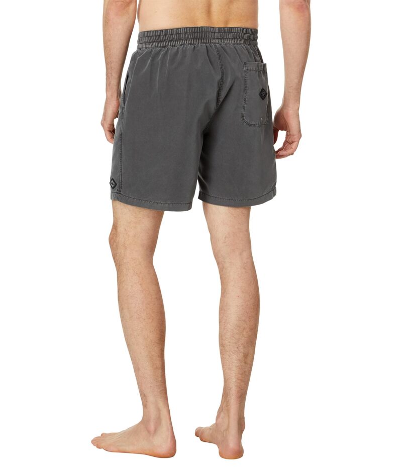 【送料無料】 ビラボン メンズ ハーフパンツ・ショーツ 水着 All Day Overdye Layback 17" Boardshorts Black 2