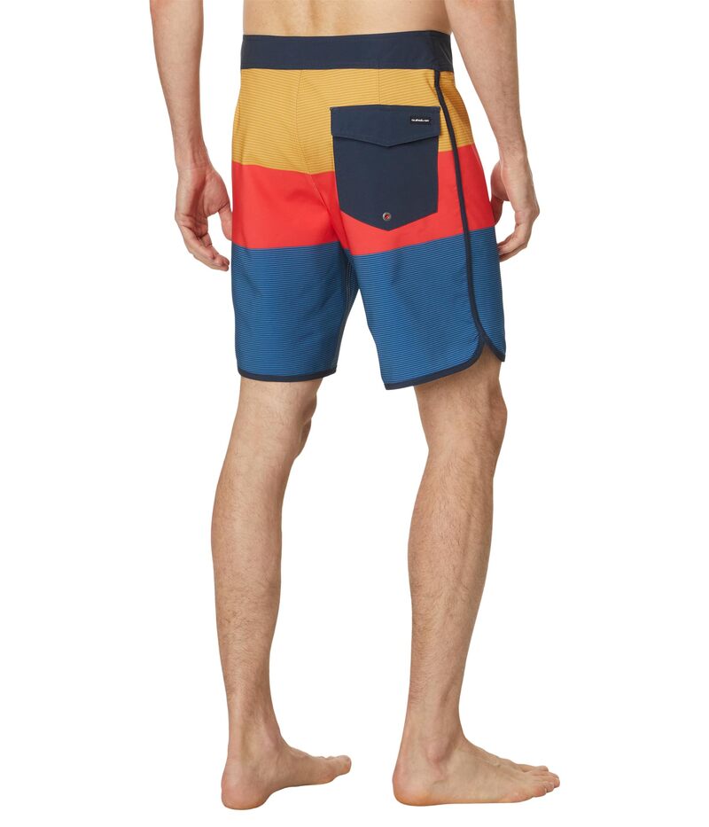 【送料無料】 クイックシルバー メンズ ハーフパンツ・ショーツ 水着 Surfsilk Tijuana 19" Boardshorts Swim Trunk Cayenne