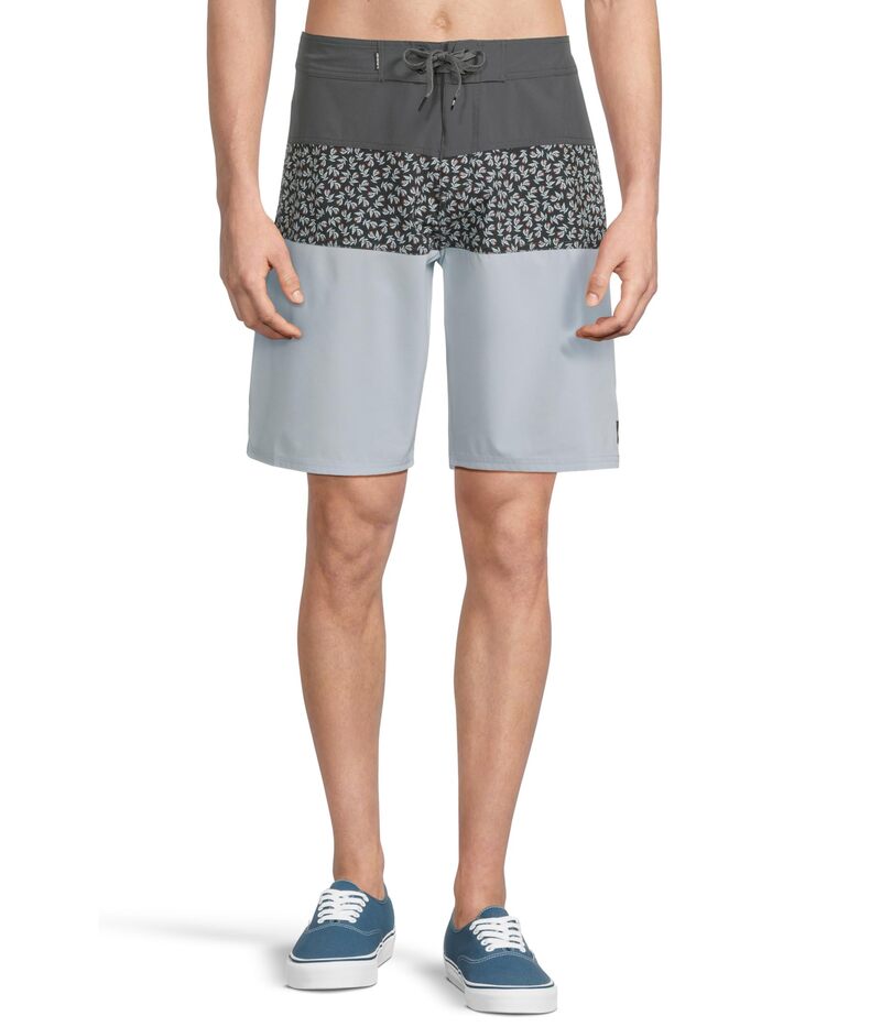 【送料無料】 クイックシルバー メンズ ハーフパンツ・ショーツ 水着 Surfsilk Panel 20 BoardShorts Skyway