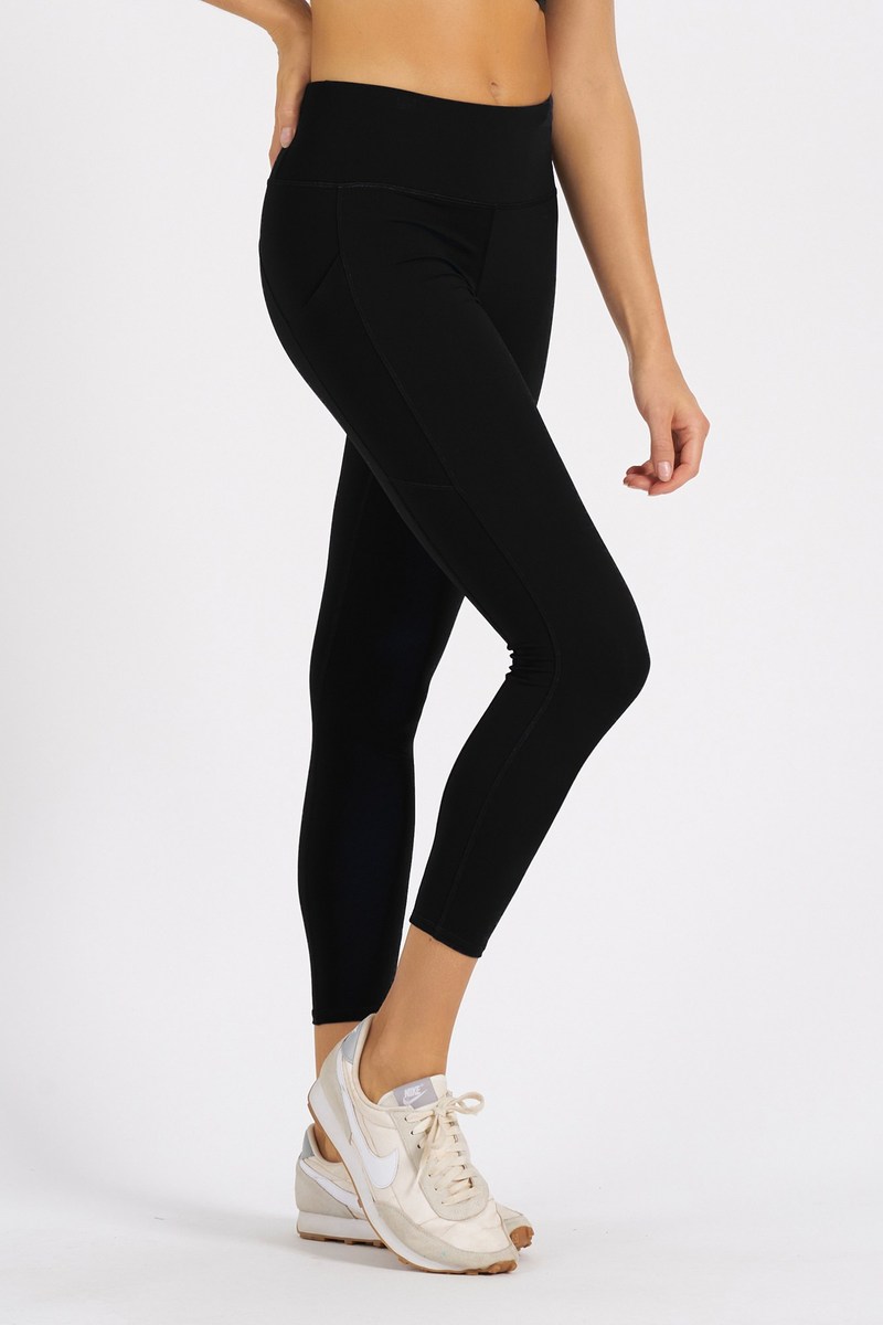 yz rI[ fB[X MX {gX Stride Leggings - Women's BLACK