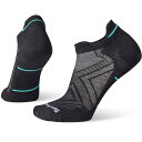 【送料無料】 スマートウール レディース 靴下 アンダーウェア Smartwool Run Targeted Cushion Low Ankle Socks - Women's Black