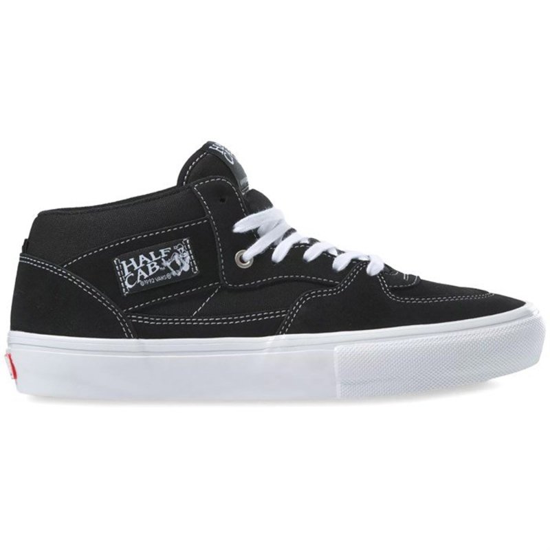 バンズ メンズ スニーカー シューズ Vans Skate Half Cab Shoes Black/White