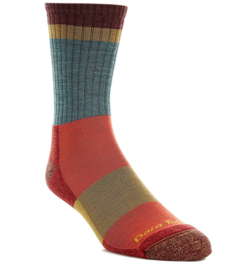 ■ブランド Darn Tough (ダーンタフ)■商品名 Lightweight Heady Striped Micro Crew Hiking Socks■商品は海外よりお取り寄せの商品となりますので、お届けまで10日-3週間前後お時間頂いております。 ■ライセンス キャラクターの商品は3週間前後お時間が掛かります。 ■ブランド・商品・デザインによって大きな差異がある場合があります。 ■あくまで平均的なサイズ表ですので「目安」として参考にしてください。 ■お届けの商品は1枚目のお写真となります。色展開がある場合、2枚目以降は参考画像となる場合がございます。 ■只今、一部を除くすべて商品につきまして、期間限定で送料無料となります。 ※沖縄・離島・一部地域は追加送料(3,300円)が掛かります。