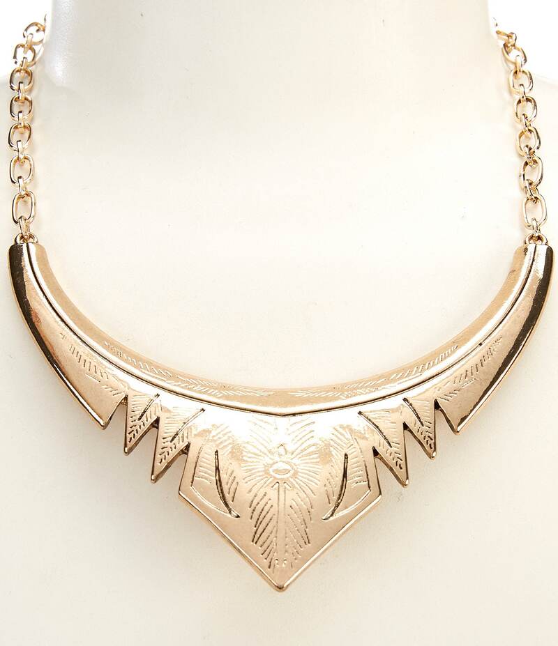 【送料無料】 アンナ&アヴァ レディース ネックレス・チョーカー アクセサリー Western Etched Arrow Statement Necklace Gold
