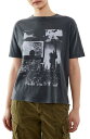 【送料無料】 アーバンアウトフィッターズ レディース Tシャツ トップス Rock Graphic T-Shirt CHARCOAL