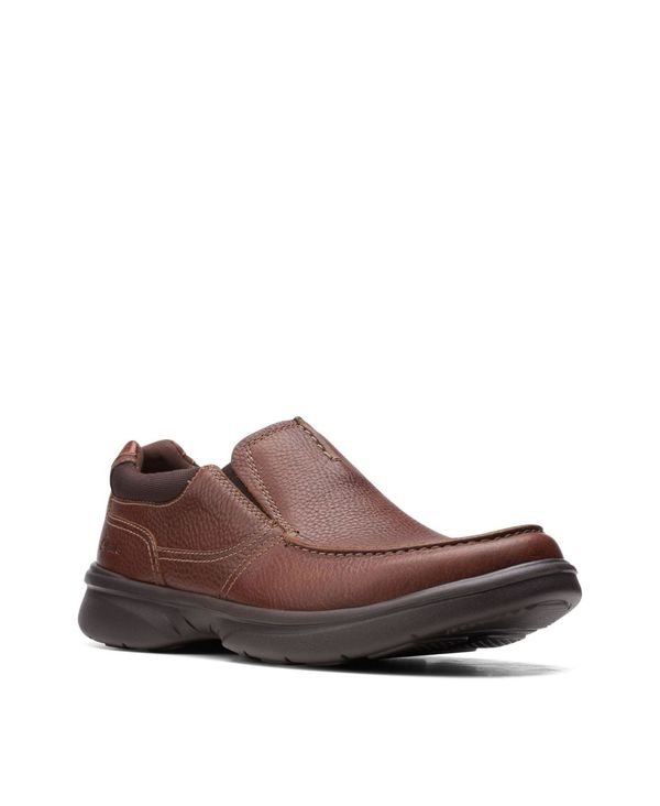 【送料無料】 クラークス メンズ スリッポン・ローファー シューズ Men's Bradley Free Leather Slip-On Tan Leather