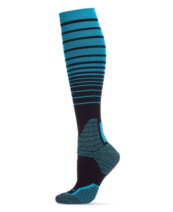 【送料無料】 メモイ レディース 靴下 アンダーウェア Women 039 s Gradient Compression Socks Electric Blue