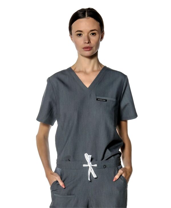 メンバーズオンリー レディース トップス シャツ Members Only Women's Bari 1-Pocket Scrub Top Graph..