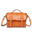 楽天ReVida 楽天市場店【送料無料】 オールドトレンド レディース ハンドバッグ バッグ Women's Genuine Leather Focus Mini Satchel Bag Caramel