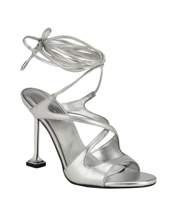 【送料無料】 ゲス レディース サンダル シューズ Women 039 s Niko High Heel Lace up Leg Wrap Dress Shoe Silver