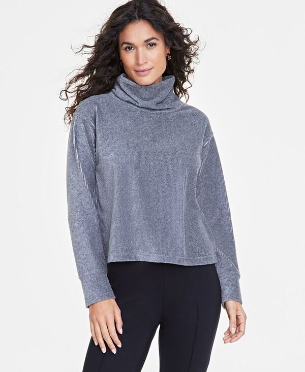 ̵ On 34th ǥ  ȥåץ Women's Ribbed Velour Turtleneck Top Med...