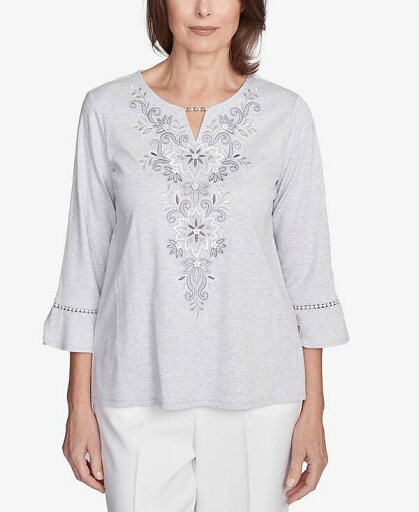 【送料無料】 アルフレッド ダナー レディース シャツ トップス Petite Estate of Mind Embroidered Scroll Bell Sleeve Top Dove Grey 【送料無料】 アルフレッド ダナー レディース シャツ トップス Petite Estate of Mind Embroidered Scroll Bell Sleeve Top Dove Grey