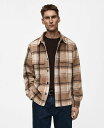 【送料無料】 マンゴ メンズ シャツ トップス Men's Checkered Flannel Overshirt Beige