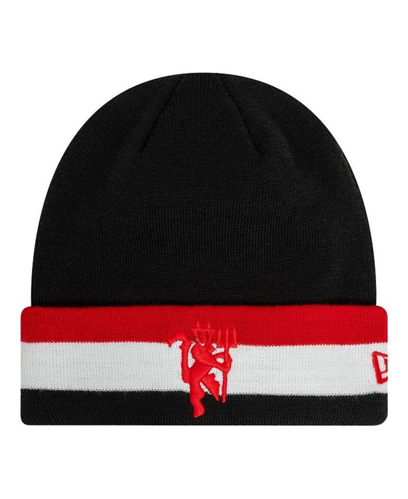 【送料無料】 ニューエラ メンズ 帽子 アクセサリー Men's Black Manchester United Flag Cuffed Knit Hat Black