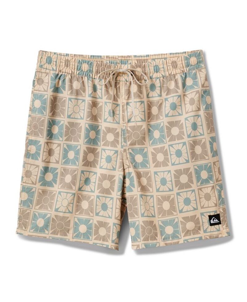 【送料無料】 クイックシルバー メンズ ハーフパンツ・ショーツ 水着 Men's Everyday Mix Volley 17 Nb Shorts Cream