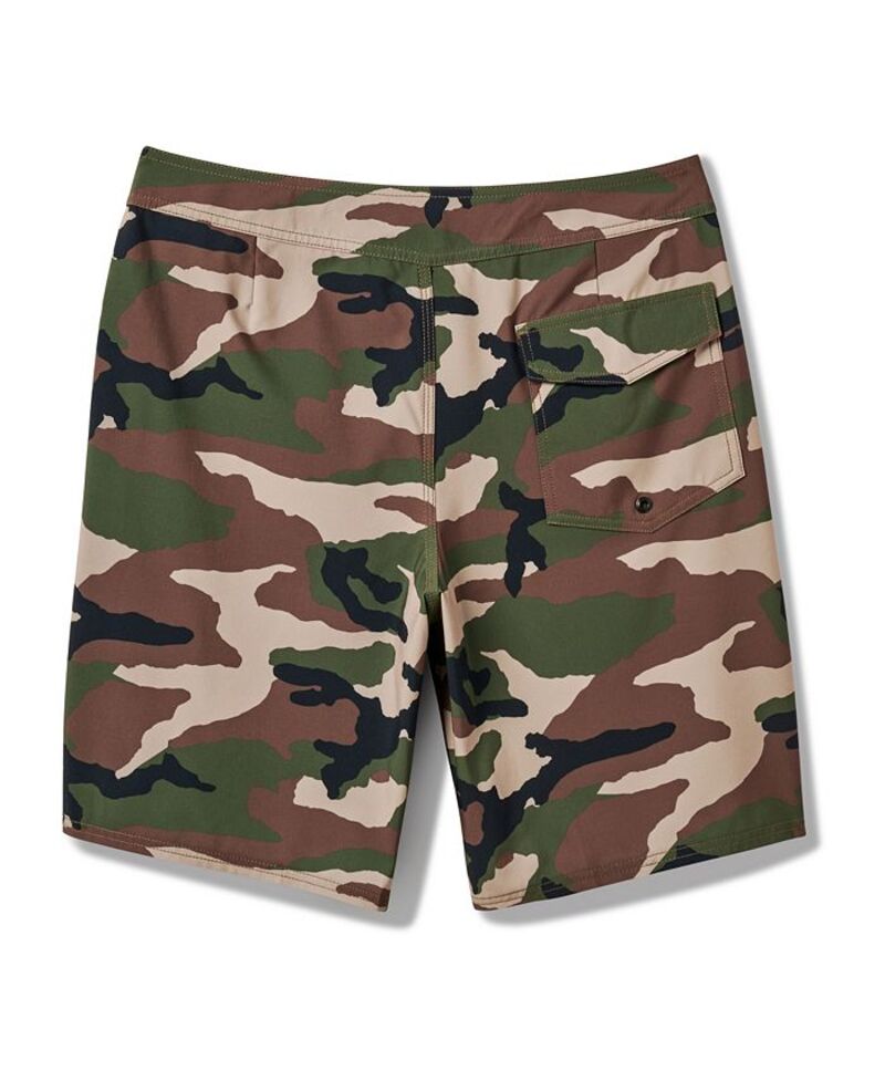 【送料無料】 クイックシルバー メンズ ハーフパンツ・ショーツ 水着 Men's Surfsilk Hawaii Homegrown 20 Boardshorts Camo