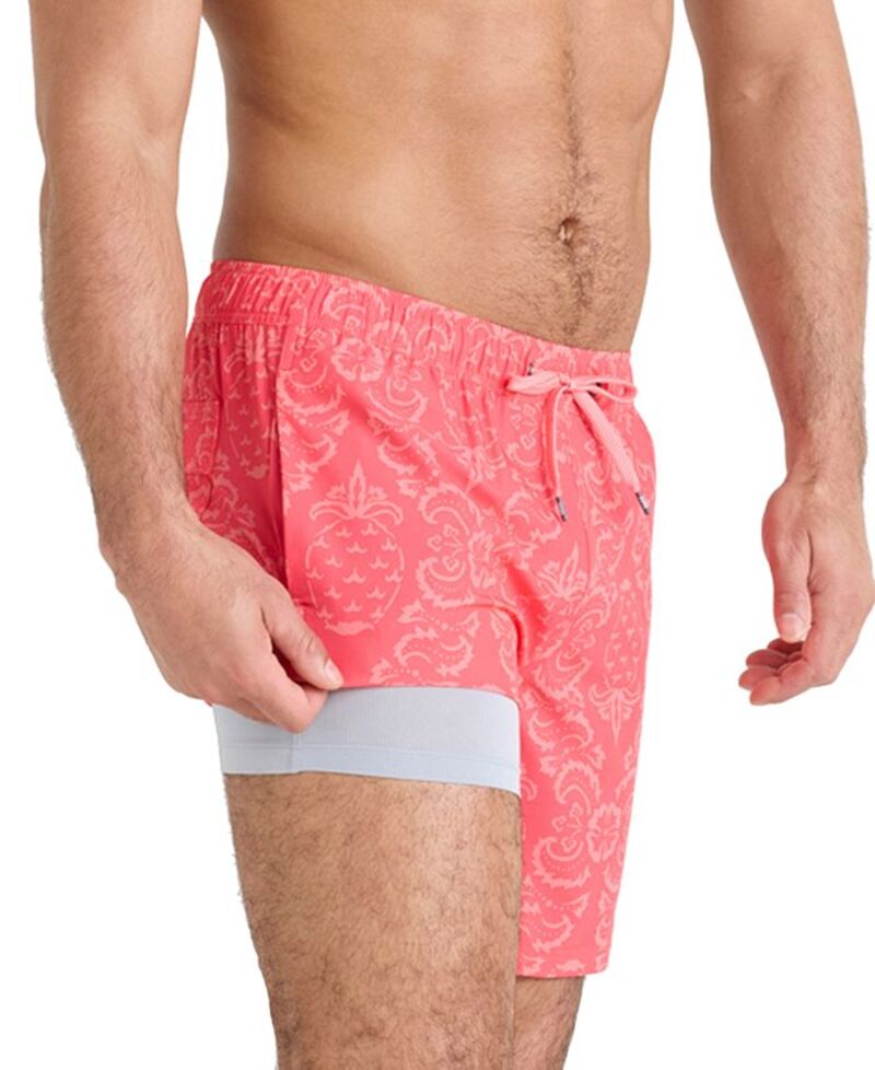 【送料無料】 サックス メンズ ハーフパンツ・ショーツ 水着 Men's Oh Buoy 2 in 1 5" Stretch Swim Short Pineapple Brocade