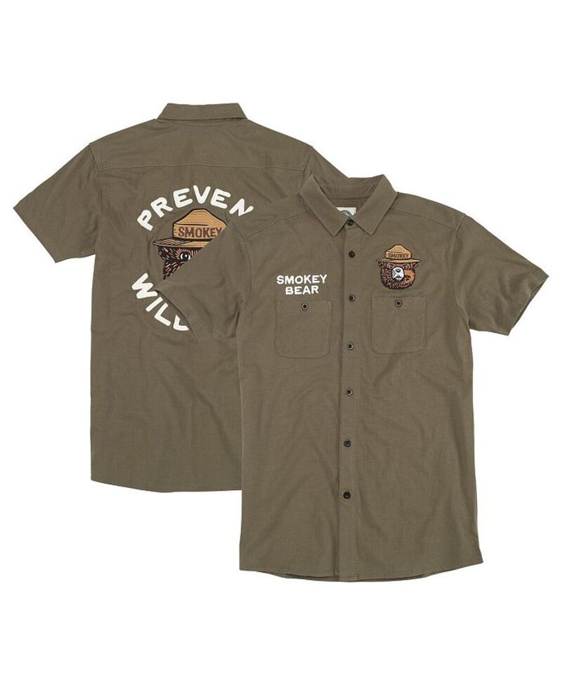 【送料無料】 アメリカンニードル メンズ シャツ トップス Men's Olive Smokey Bear Brew Master Button-Up Shirt Olive