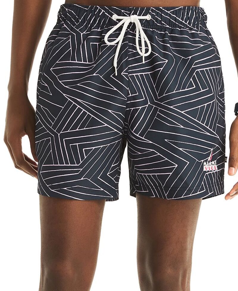 【送料無料】 ナウティカ メンズ ハーフパンツ・ショーツ 水着 Men's Dashing Lines Swim Trunks Navy
