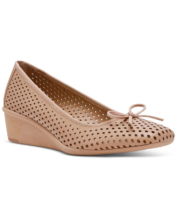 アンクライン レディース シューズ パンプス Anne Klein Women's Winslet Perforated Wedge Pumps Bisc..