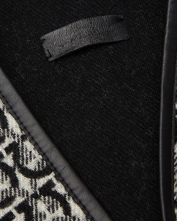 サルヴァトーレ フェラガモ レディース マフラー・ストール・スカーフ アクセサリー The New Gancini Wool Wrap Black