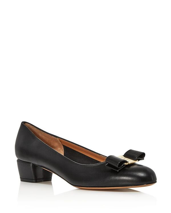 【送料無料】 フェラガモ レディース パンプス シューズ Women's Vara Leather Pumps Nero/Gold Leather