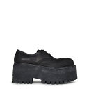 【送料無料】 バレンシアガ レディース スニーカー シューズ Strike Platform Shoes Black