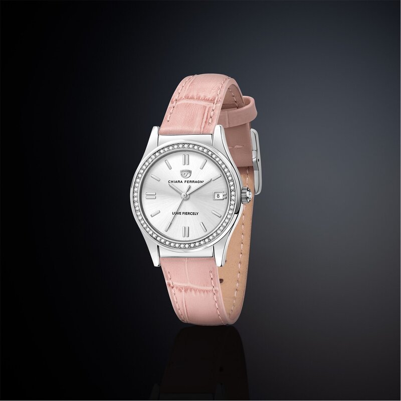 ■ブランド Chiara Ferragni (シアラフェラーニ)■商品名 Frst Loe 32m Ld99■商品は海外よりお取り寄せの商品となりますので、お届けまで10日-3週間前後お時間頂いております。 ■ブランド・商品・デザインによって大きな差異がある場合があります。 ■あくまで平均的なサイズ表ですので「目安」として参考にしてください。 ■お届けの商品は1枚目のお写真となります。色展開がある場合、2枚目以降は参考画像となる場合がございます。 ■只今、一部を除くすべて商品につきまして、期間限定で送料無料となります。 ※沖縄・離島・一部地域は追加送料(3,300円)が掛かります。